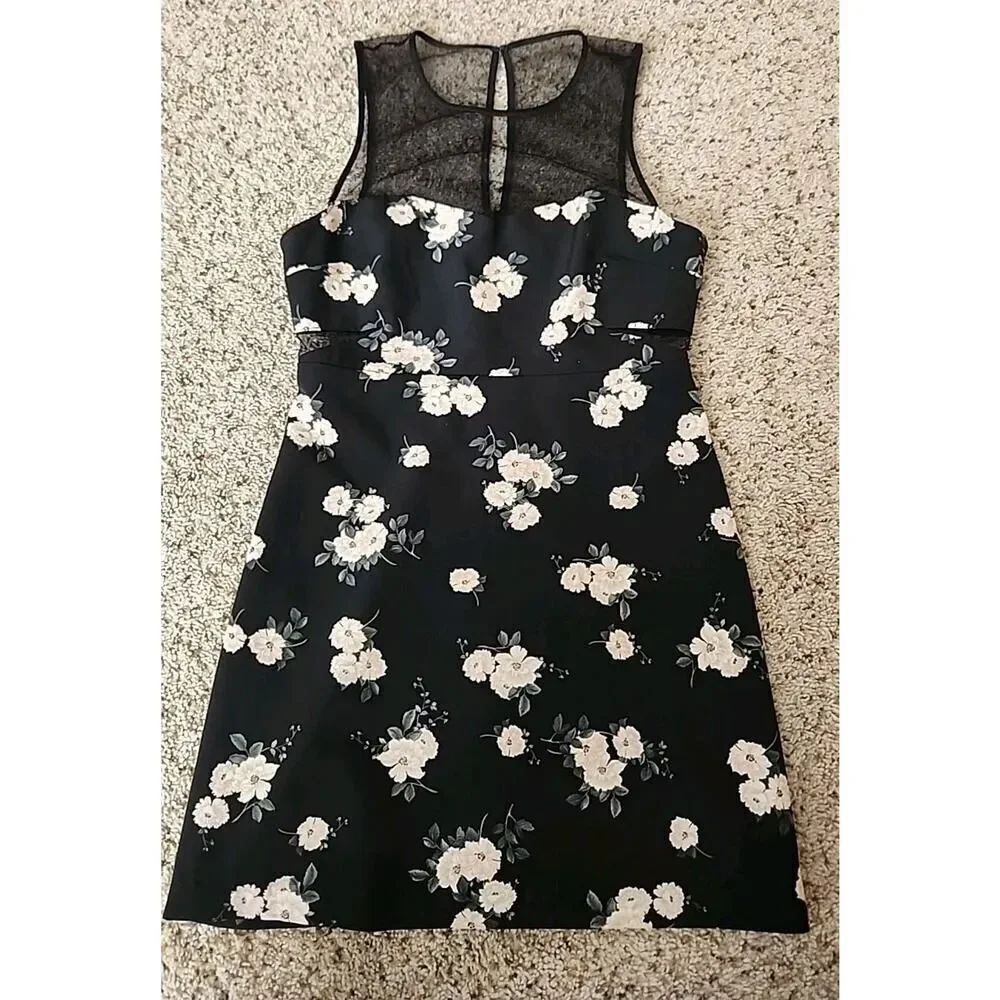 EXPRESS Women's Sexy Mini Dress Open Side Lined Little Black Dress Floral Size 8